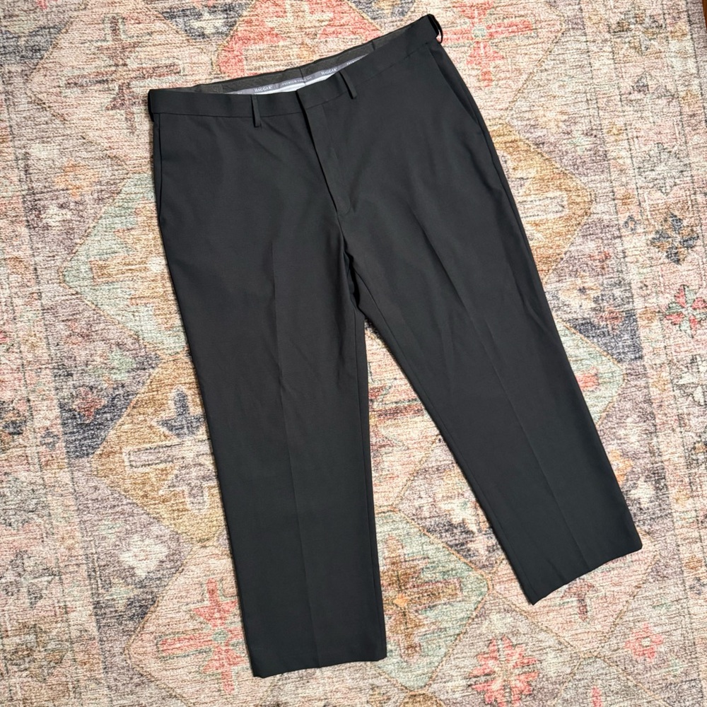 Haggar Men's Premium Comfort Dress Pants - Gray